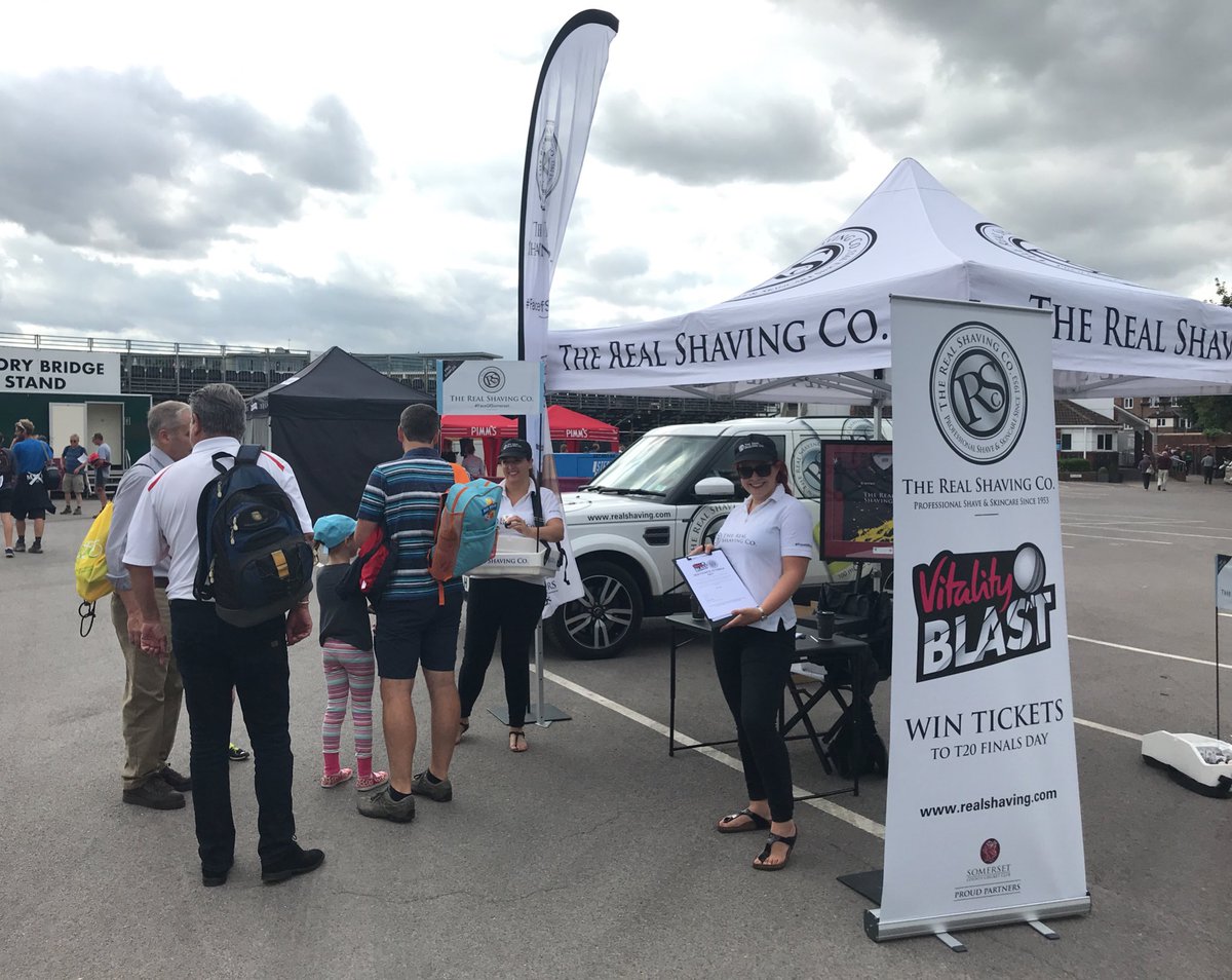 We also have some shave cream and anti-ageing moisturiser samples up for grabs! #SOMvHAM #WeAreSomerset <a href="/SomersetCCC/">Somerset Cricket 🏆</a>