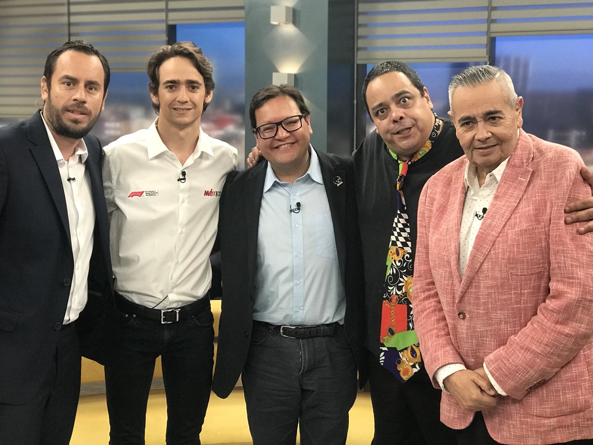 Ftv_MatutinoEx's tweet photo. Hoy nos visitó @EstebanGtz embajador del @mexicogp @Alonso_Cabral @rudorivera @repor33 @SamReyesH https://t.co/3FSBjX3UtF