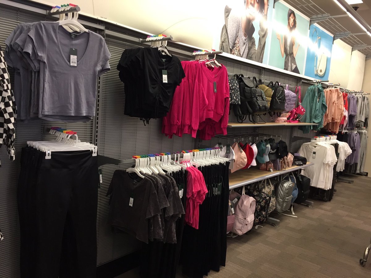 Diana (@dianka421) on Twitter photo Come check out #wildfable at <a href="/T1255/">t</a> #EnfieldTarget !! <a href="/MMas315/">Mike</a> <a href="/ginasullivan25/">Gina Sullivan</a> Come check out #wildfable at <a href="/T1255/">t</a> #EnfieldTarget !! <a href="/MMas315/">Mike</a> <a href="/ginasullivan25/">Gina Sullivan</a>