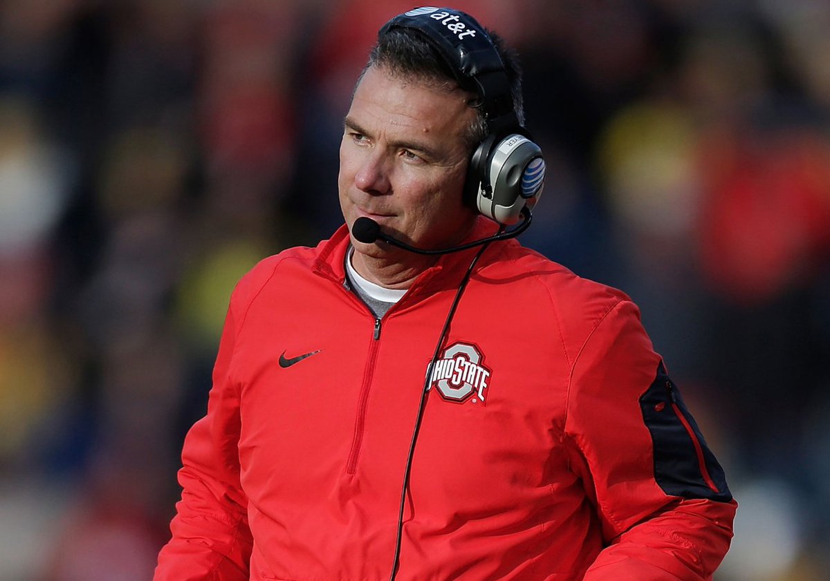 Report: Texts show Urban Meyer knew of domestic violence allegations against assistant in 2015 on.si.com/2LVa6SE
