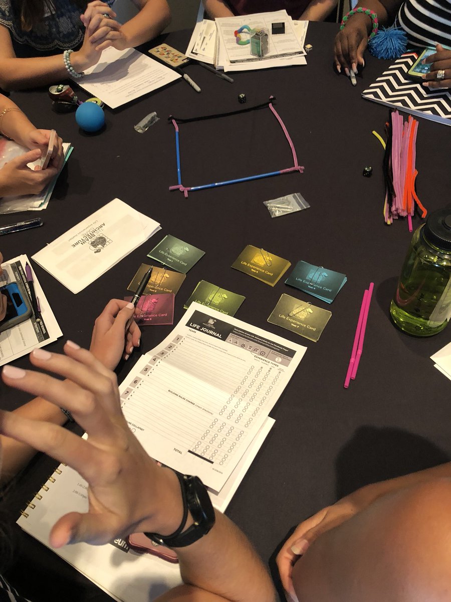 ThomasEdisonES's tweet image. We’re learning how life experiences and stressors impact brain development. #traumainformedschools #brainarchitecture @kdesouzagallman @MNPSSoutheast