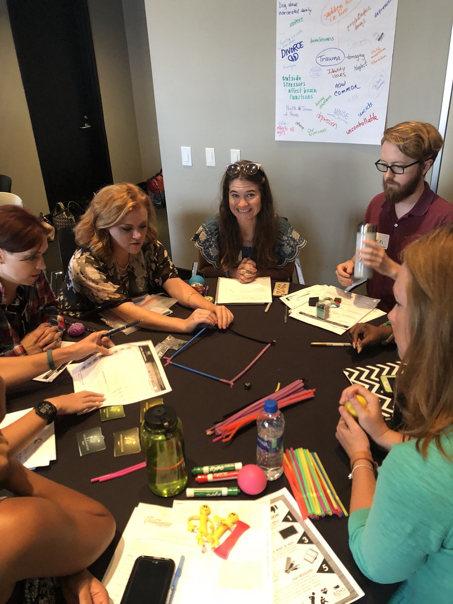 ThomasEdisonES's tweet image. We’re learning how life experiences and stressors impact brain development. #traumainformedschools #brainarchitecture @kdesouzagallman @MNPSSoutheast
