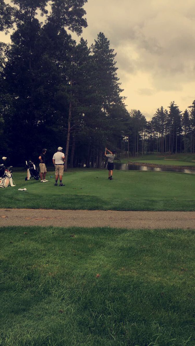 One of the best Par 3s in Central Ohio! #AVGC <a href="/golfAPPLEVALLEY/">Apple Valley Golf</a>