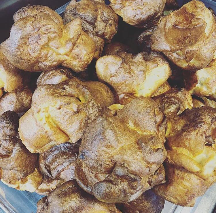 Who's hungry for Yorkshire puddings?! 🙋‍♀️😁 We have a few tables left for Sunday lunch tomorrow!!