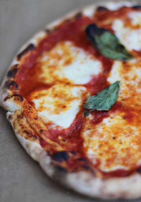 TheHarpursBar's tweet photo. Stone baked pizza night is this evening between 6pm - 9pm!! To make your reservation call us on 01332 862134 or message us directly!! 😁🍕🍕 https://t.co/r585ezqJCO