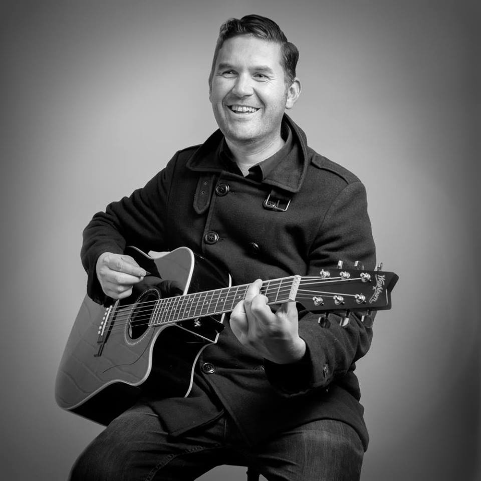 TheHarpursBar's tweet photo. Live music tomorrow evening in the bar from 9.00pm with Paul Tabor Music​!! ✨🎶 https://t.co/gYMcK2F3HC