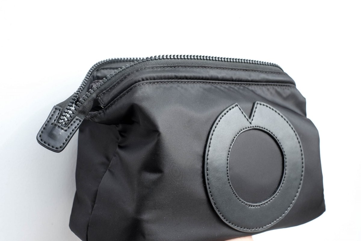 overtnyc's tweet photo. @BritandCo Adding the magical OVERT Cos Case to your Best Toiletries Bag Roundup! @theandrearomano 
https://t.co/RJH6dQpiGx https://t.co/7NK5YKirG7