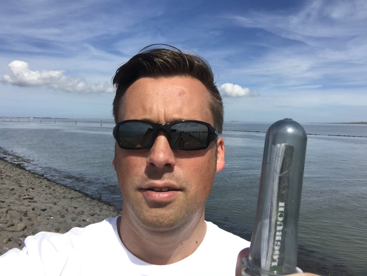TAM_Uedem's tweet photo. Endlich wieder #Geocaching - Fund Nr.1 in #Norddeich an der #Nordsee bei tollstem #Sonnenschein https://t.co/XGdTAl1DdM