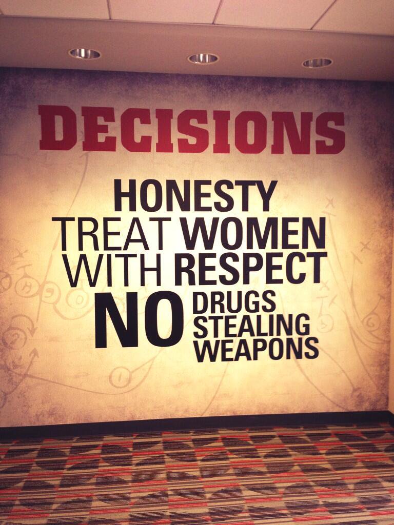 SolidVerbal's tweet image. From Ohio State’s facility, guess they didn’t specify to whom it applies (via @georgewhitfield)
