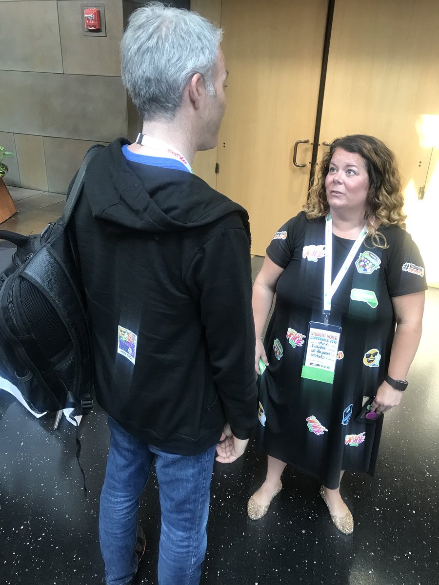 Science4UsSays's tweet photo. Biggest chuckle of the day... @mtholfsen getting #MikeDropped walking out of the Mike Drop challenge! ๐๐คฃ๐๐๐ผ๐๐ผ๐๐ผ @kerszi @MTL_TechHeredia @annkozma723 @Flipgrid #STUVoiceCon18 https://t.co/d4mpJR7slq