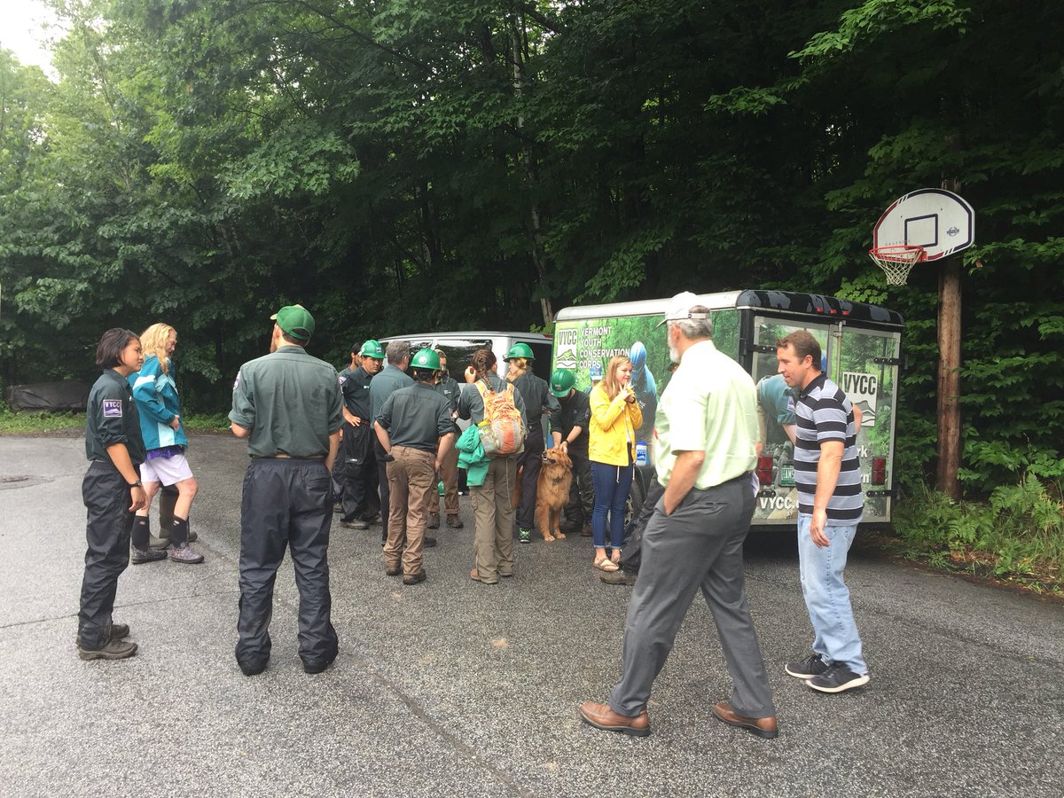 thevycc's tweet photo. Our #WashCo Crew are water quality pros! They demonstrated proper #waterbar building technique to local #BarreCity residents and officials during one of our #MeetTheCrew events last week. Many more #MeetTheCrew events coming up: https://t.co/1RHJg57yOF #CleanWaterWeekVT https://t.co/7twcb2R3ZJ
