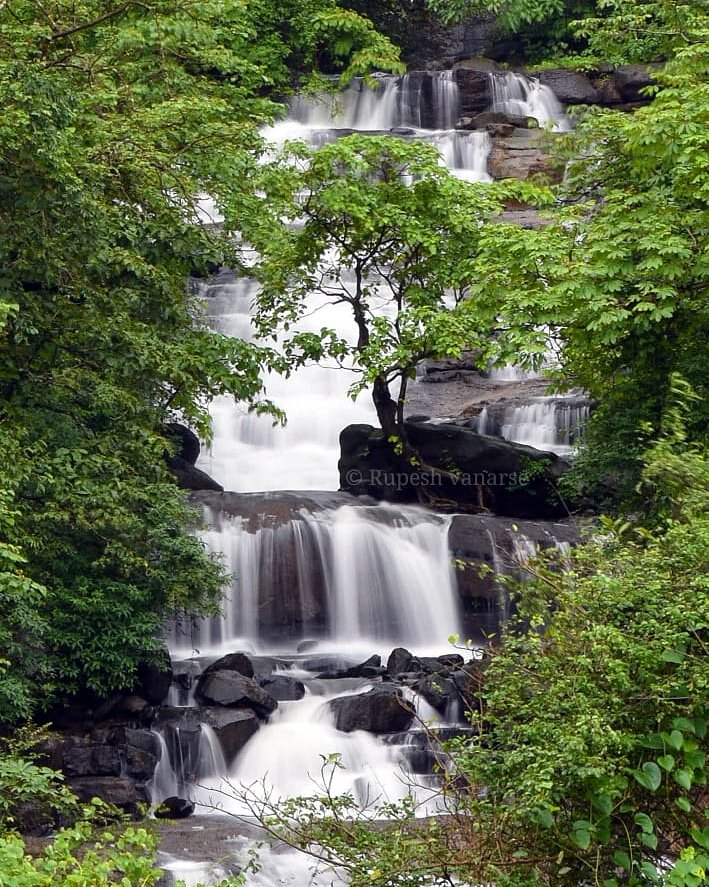gautam_vaishnav's tweet photo. This image is clicked near #Raigad which is in #Maharashtra.
An urge for you to explore the places which are not visited by many and enjoy the calmness
#trek #explorer #travel #budget #getaway #mumbai #pune #shayadrirange #trekking #hike #raw #adventures #writetotravel #trekraw https://t.co/eKCedQ8uEh