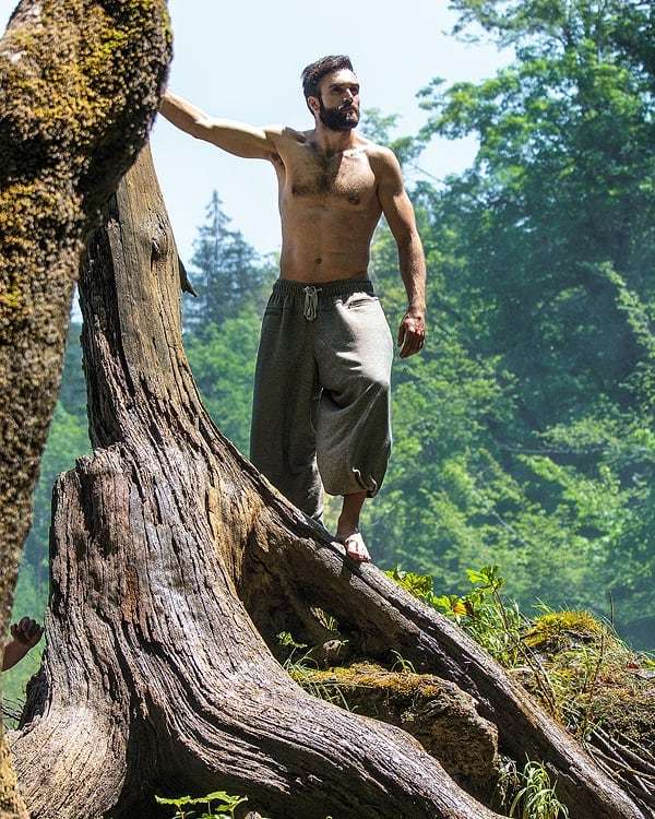 SKOCHYPSTIKS's tweet photo. LITERALLY LAST
#MotionPants Olive size M
This is FINAL SALE, use opportunity to get this amazing pants because they will not be restocked!!! 🎉
SHOP FAST! #LiterallyLast
.
.
.
.
👖 @skochypstiks clothing
🏃 @dzonikor modeling
📸 @matejsnopek photograph… https://t.co/QYdKI3UYBD https://t.co/TBm7ODeJqP