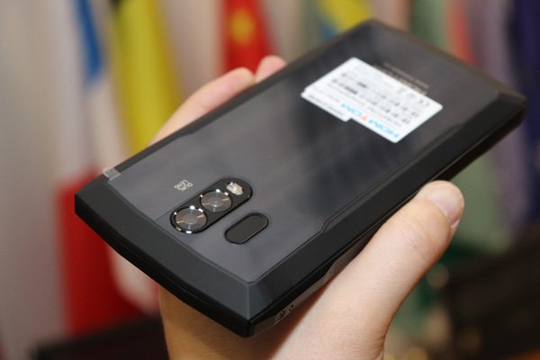 notebookitalia's tweet image. HOMTOM HT70, il battery-phone da 10000 mAh con dual-camera e display borderless. è in offerta lampo su Tomtop a soli 129€ + spedizione in Italia notebookitalia.it/homtom-ht70-ba… #homtom #homtomht70 #ht70 #battery #batteryphone #tomtop #offerta