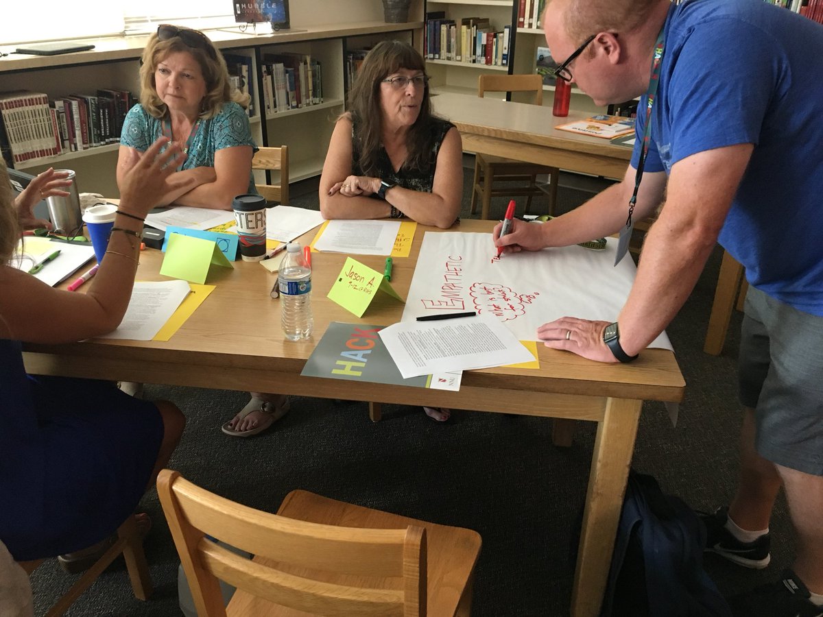 PrincipalPaulC's tweet photo. #HACK_R training today. Staff is awesome! https://t.co/tX8BaLvBIp