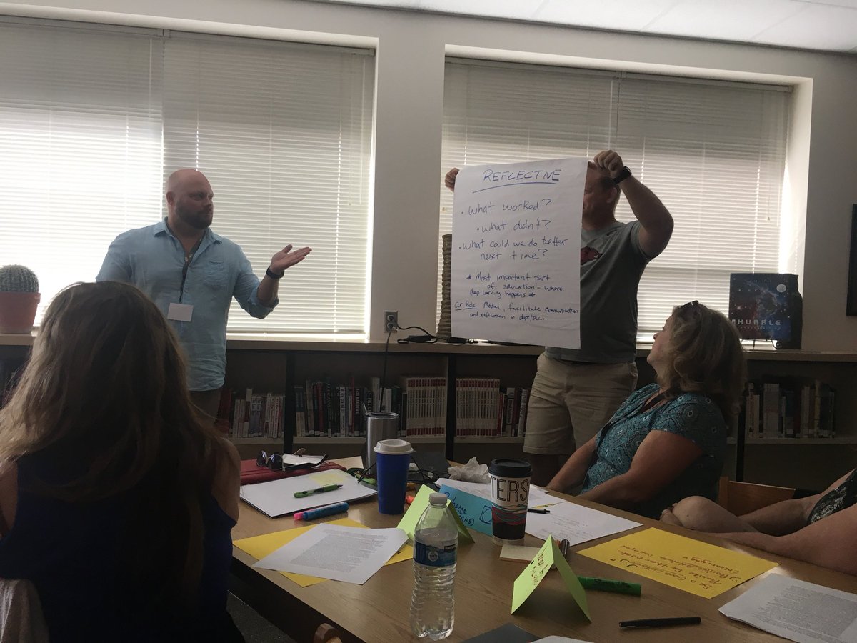 PrincipalPaulC's tweet photo. #HACK_R training today. Staff is awesome! https://t.co/tX8BaLvBIp