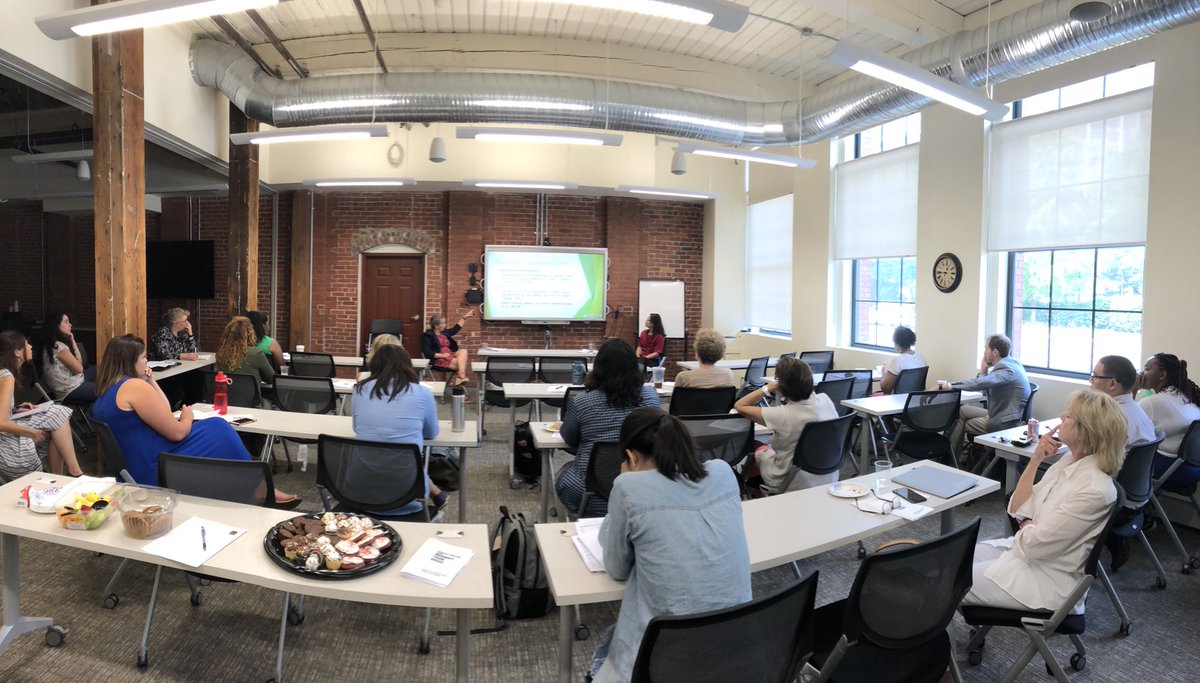 ct_emerging's tweet image. Yesterday we held a #LunchandLearn, Advocacy: Magnify Your Voice! Great turnout and awesome knowledge sharing by speakers Kate Robinson, Gallo &amp;amp; Robinson and Laurie Julian, Evans &amp;amp; Associates. #advocacy #affordablehousing #ct
