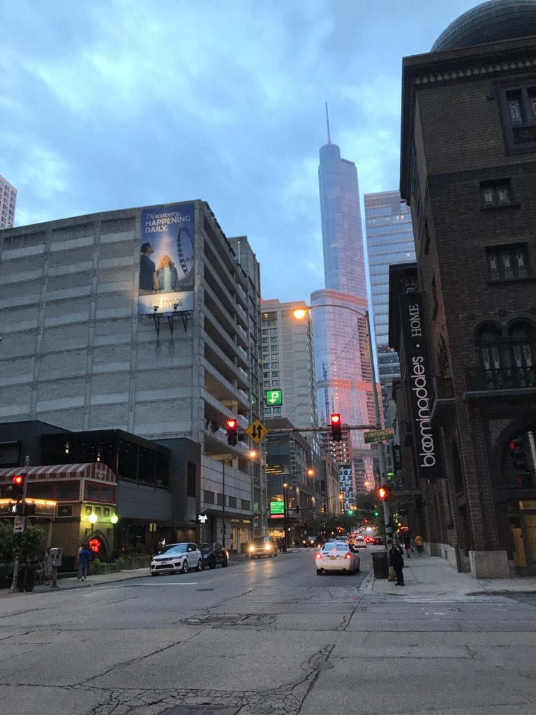 Alexandredebarg's tweet photo. Chicago c’est beau https://t.co/oLwLqwRXca