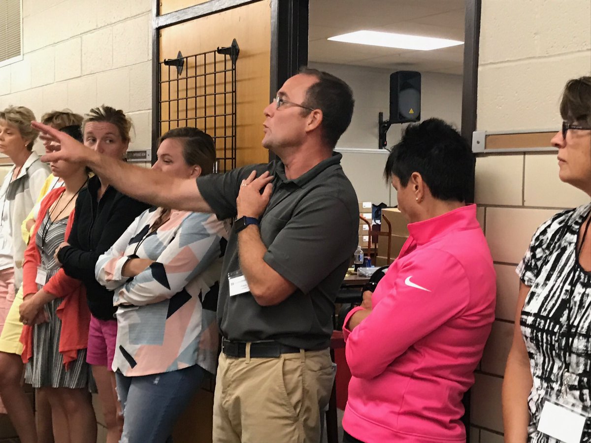 Frank LiCausi talking Place Value! Great start today at North Tonawanda. ⁦<a href="/FrankLicausi/">Frank LiCausi</a>⁩