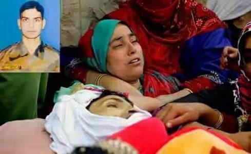 majvsretd's tweet photo. Came across a very touching photo on the web.Poor mother lost her only son. This is the story of every mother in the valley. How can the fight be just if it results in unimaginable agony. @alam_mujaid @ZakirKhan012 @islahmufti @shujaUH @juned_wani @szaffariqbal @nazir_masoodi https://t.co/nL7RxsbQgQ