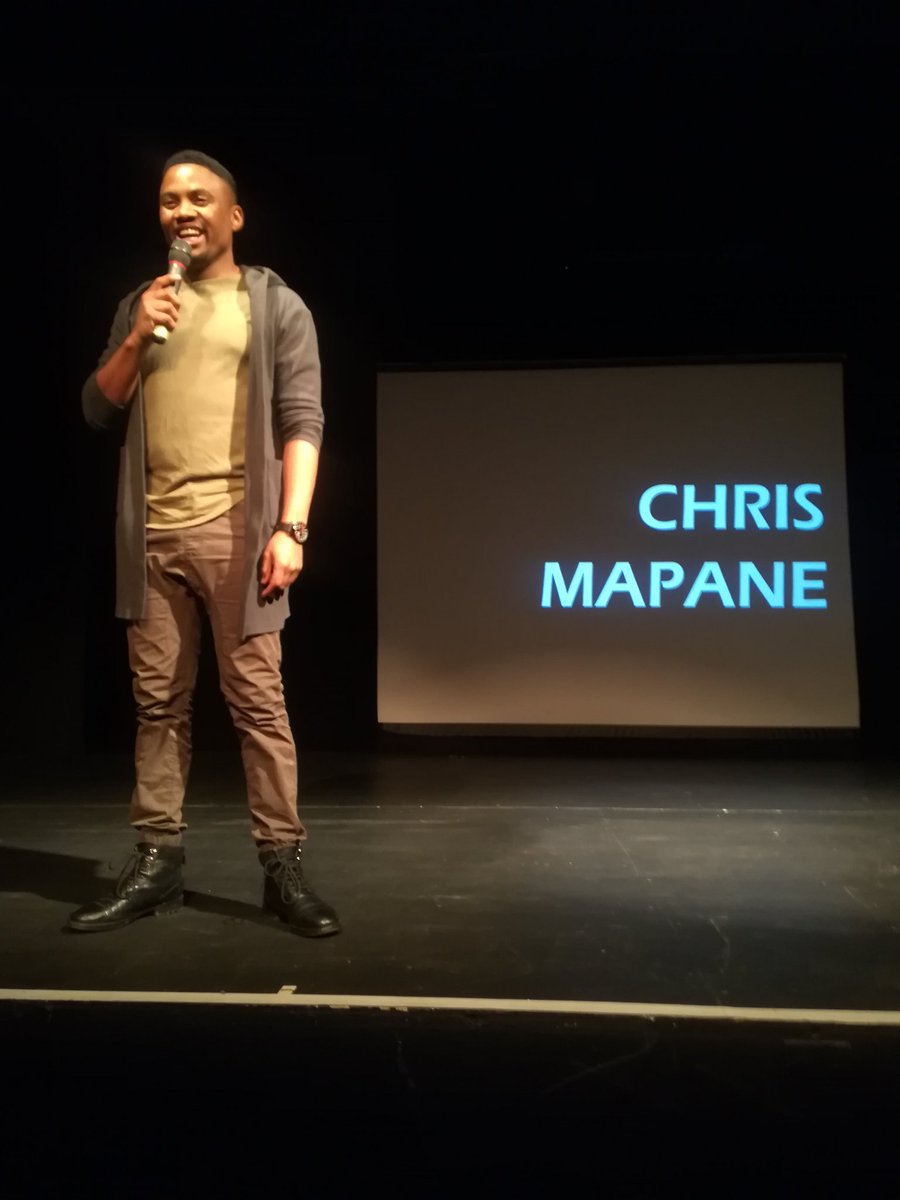 UJArts_Culture's tweet photo. And the show has started!! Host @ChrisMapane has the crowd ready to flex their lungs with laughter. #OutTheBoxComedy @POPArtJHB @Goliath_Goliath https://t.co/f4LrocBLRH