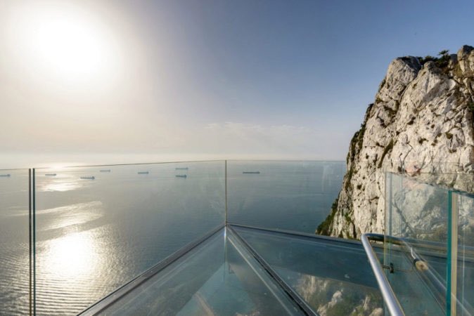 agrky's tweet photo. Gibraltar en la puesta de largo de un espectacular mirador que corona el Peñón. https://t.co/H7Uf8al5PG