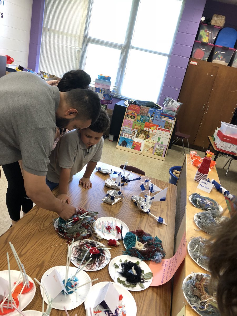 Cara4Kinders's tweet photo. Closing ceremony with parents @PetreeElem #Pathway2One #parentsareimportant https://t.co/SxctVTTn99