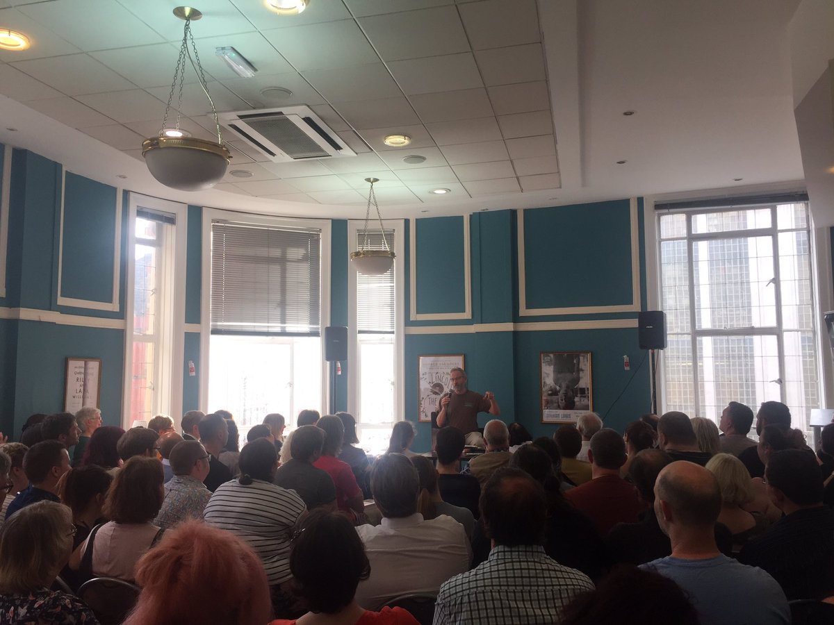 EmmaPublicity's tweet photo. A full house for @jasperfforde at @WaterstonesMCR ๐๐ #earlyriser #booktour #jaspersback https://t.co/yxrGdI3qyl