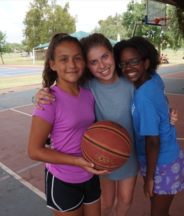 campchampions's tweet image. The waterfront is sparkling and campers are smiling! Everyone is settled into camp life which means plenty of swimming fun, making new face-to-face connections, and soaking up the present moment! #unpluggedfun #campchampions