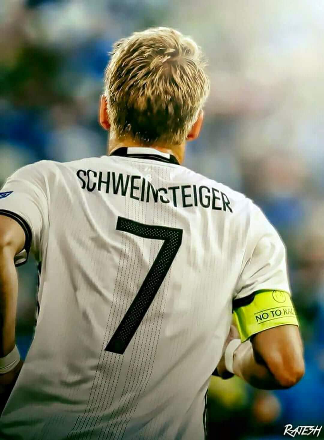 Happy Birthday,  Happy Birthday, Bastian Schweinsteiger!     