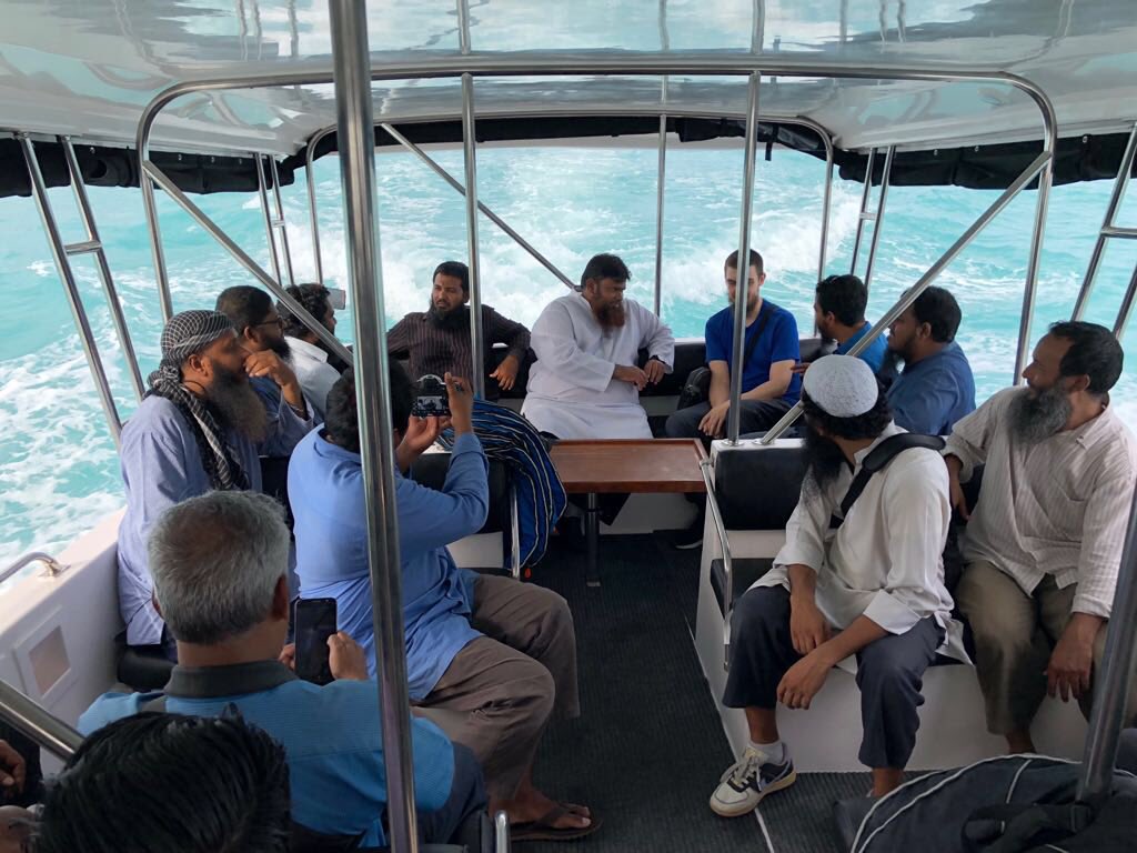 JAMIYYATHSALAF's tweet photo. Sheikh Muhammad Tim Humble has arrived to the Maldives. Alhamdhulillahi. Events of #thecall2018 will begin with The Ruqyah workshop on 2nd August 2018 @8:30 am @IUM a Hall in sha Allah. https://t.co/EVdMCDsloE