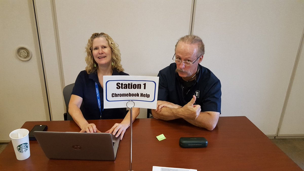 BVSDEdTech's tweet photo. We are excited to welcome all of the newest members of the @BVSDcolorado staff at New Educator Orientation today! https://t.co/nLkPvvmCiQ