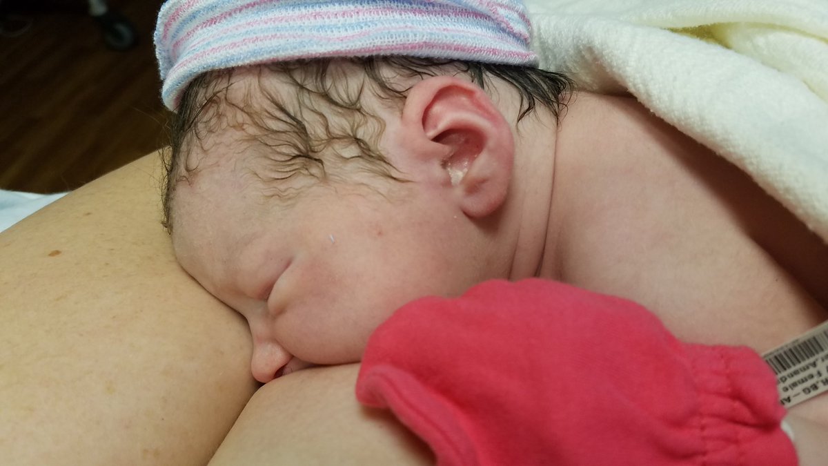 Happy world breastfeeding week! 
Although I have struggled with breastfeeding and need to suppliment, it is so important to normalize breastfeeding. It is natural and beautiful. Within the first 10 mins of life my LO latched 😍 #normalizebreastfeeding #breastfeeding #firstlatch