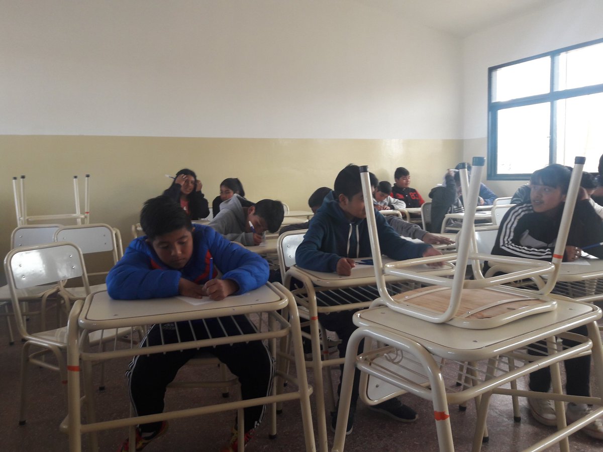 tomasEsantander's tweet photo. ESA COLEGIO 5073 "GENOVEVA ASTIGUETA" Los talleres en accion por mas jovenes felices! 
#escuelasaledelaula @feyc_ines @aniberruezo @fguillesaavedra @AlancayDel @artydance23 @MartaMariaMerlo https://t.co/Yv8azALpKu