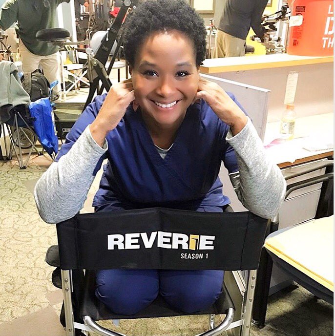 She’s back! Two part season finale of #Reverie tonight on NBC. 

BIG shout out to Executive Producer Erika Green for choosing me to be apart of this well scripted series❤️ 
 
#Cast #Onset #Actorslife 
@FilmTVDiversity @ActorsOfColor