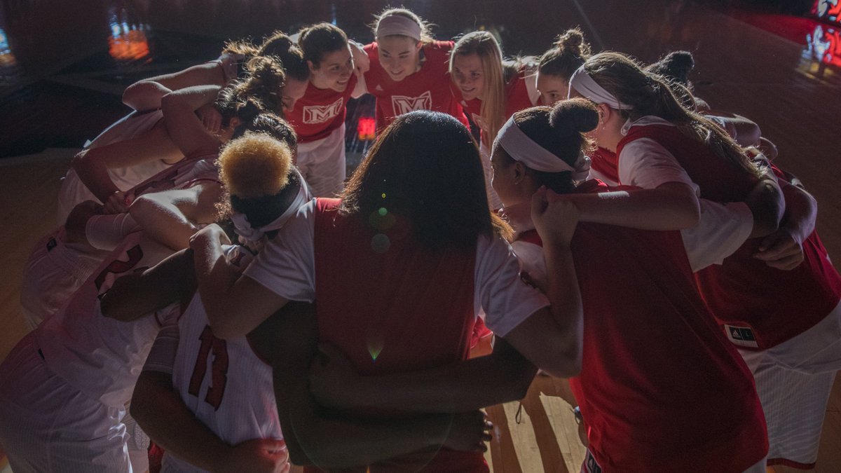 MiamiOH_WBB's tweet image. We earned the 12th-highest GPA in the nation among Division I schools last season!

MORE: miamiredhawks.com/news/2018/8/1/…

#RiseUpRedHawks