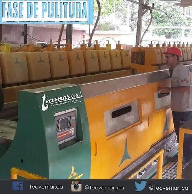 tecvemar_ca's tweet photo. FASE DE PULITURA:
Inicialmente se trata a la lámina de granito con ciertos abrasivos, que logran remover el excedente de resina. Posteriormente, se aplican otros abrasivos de grano más fino que le proporcionan el brillo y acabado de calidad de los granitos #Tecvemar https://t.co/kavpQHBAzm