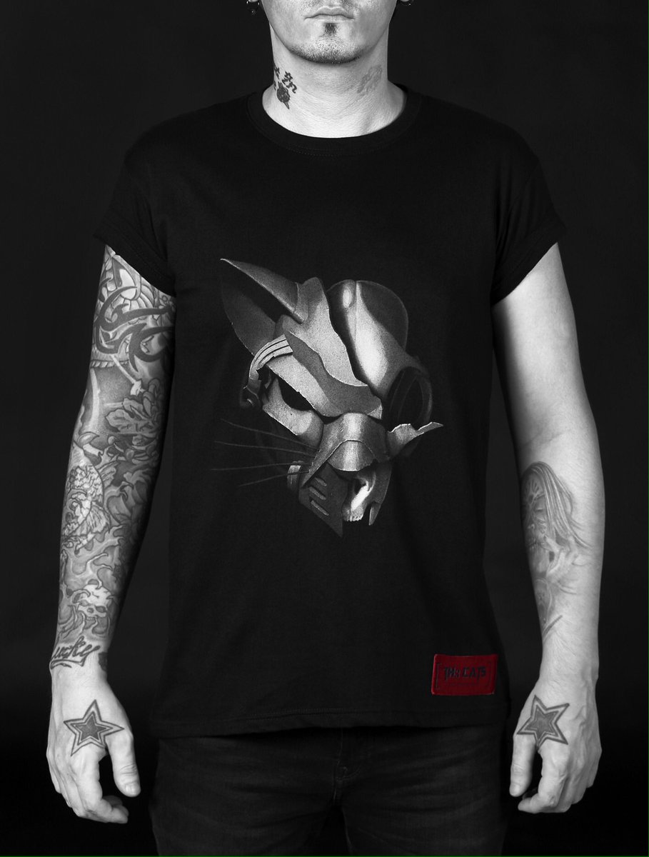 TH3CATSofficial's tweet photo. Ladies and Gentlemen, attention please 👽. The new merch is f😱cking amazing and finally available! DM or email us (muzcats@gmail.com) for order🤘🏻😜🤘🏻💥💥💥 #th3cats #bassmusic #edm #dubstep #trap #drumnbass #club #dance #party #fashion #edmfashion #basssquad https://t.co/b2SfOROPCO