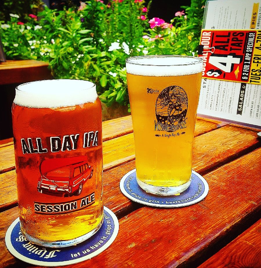 SaucerSugarLand's tweet photo. Brew Night at 7pm we're releasing @foundersbrewing All Day IPA & Mosaic Promise. Buy either beer and get the glass for $1. Dont forget the @FlyingSaucerEmp
Disc relase at 7pm as well!
#saucersugarland #foundersbrewing #brewnight #glassnight #discrelease #discgolf https://t.co/4qFjVIohi2
