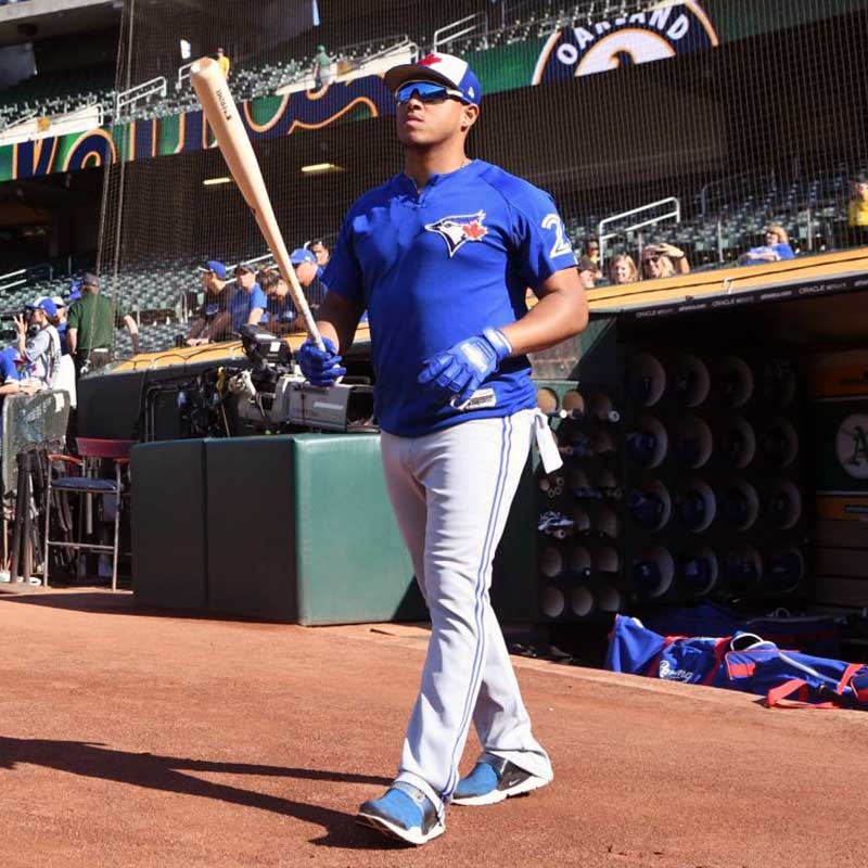 BlueJays's tweet photo. Your afternoon  ̶b̶a̶s̶e̶b̶a̶l̶l̶ ̶v̶i̶e̶w̶i̶n̶g̶ "work appointment" starts now. 🤫😉 

PLAY BALL! https://t.co/o54cDRjjgz