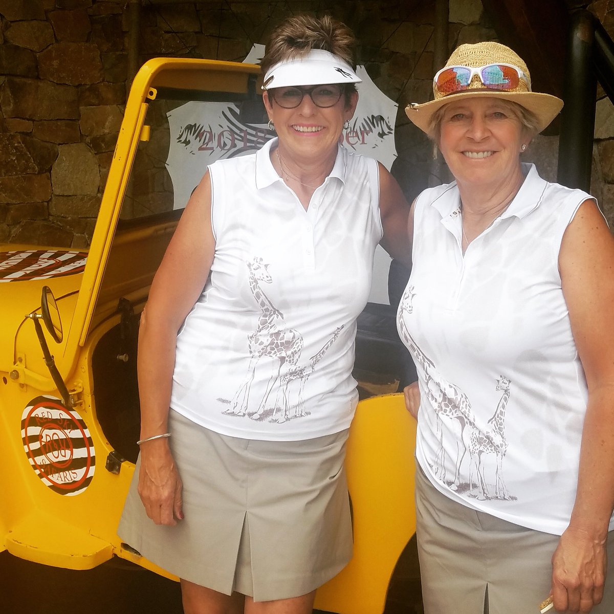 Red Sky Golf Club’s ladies team up in  GOLFINO’s Safari polos and skorts during The Juniper!  Looking smart, ladies! 🦒🦒