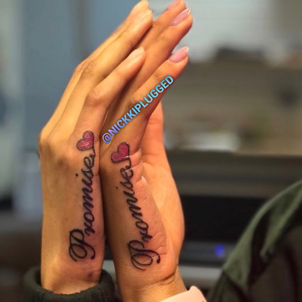 nickkiplugged's tweet photo. sibling tatts 👯‍♀️•
•
• 
for more follow ( me ) @nickkiplugged •
•

#tattoos #tattooedgirls #thightattoo #tattooist #tattooartist #tattoodesign #tattooideas #thightattoosforwomen #siblingtattoo https://t.co/gUUVuEKhn2