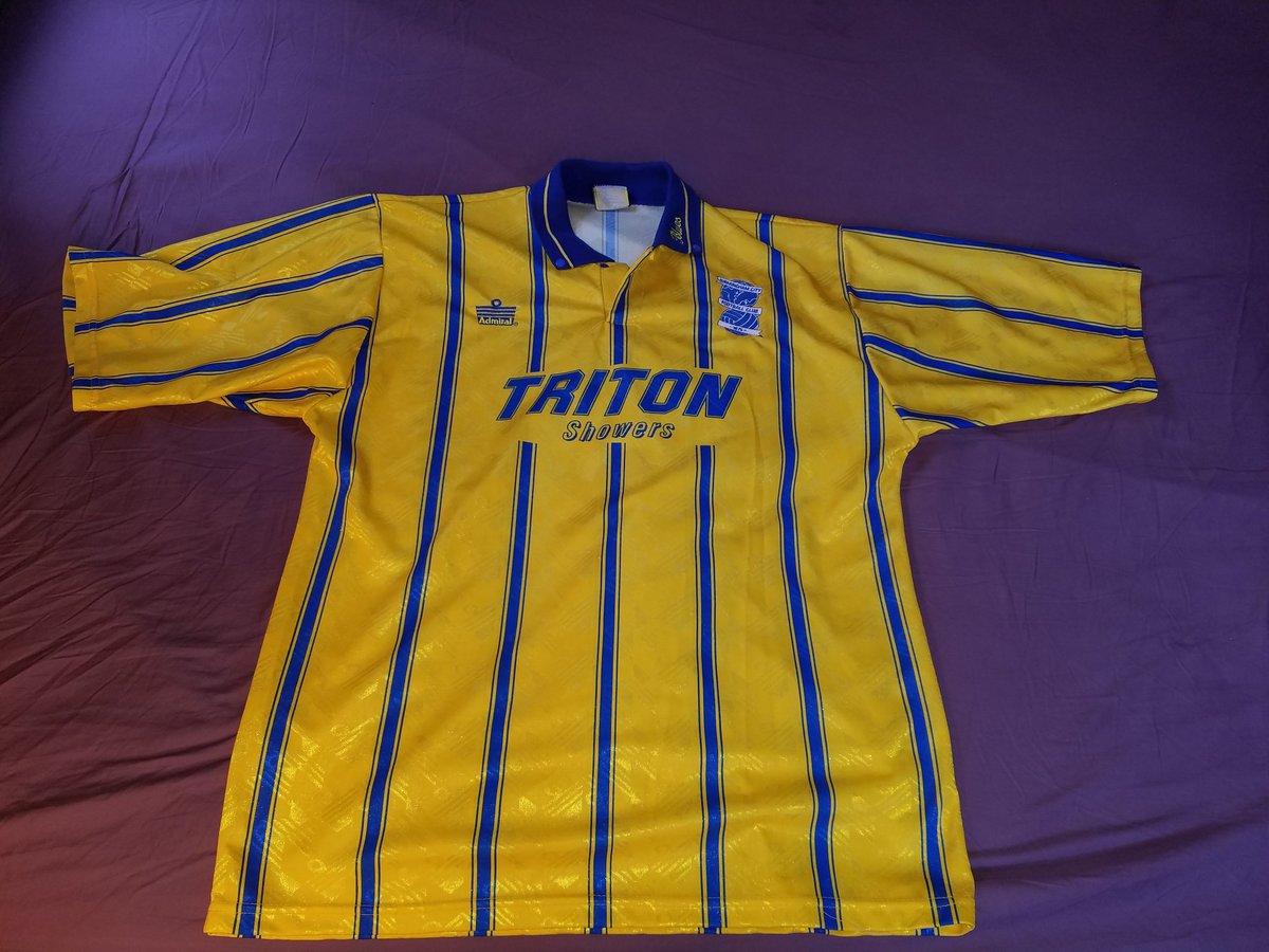 FCA_Records's tweet photo. @FballKitDesign Check out 1993 - 1994 Birmingham City Away Admiral Jersey RARE XL #BirminghamCity https://t.co/Xm8v1B9dp3 via @eBay https://t.co/vOAMInAz7m