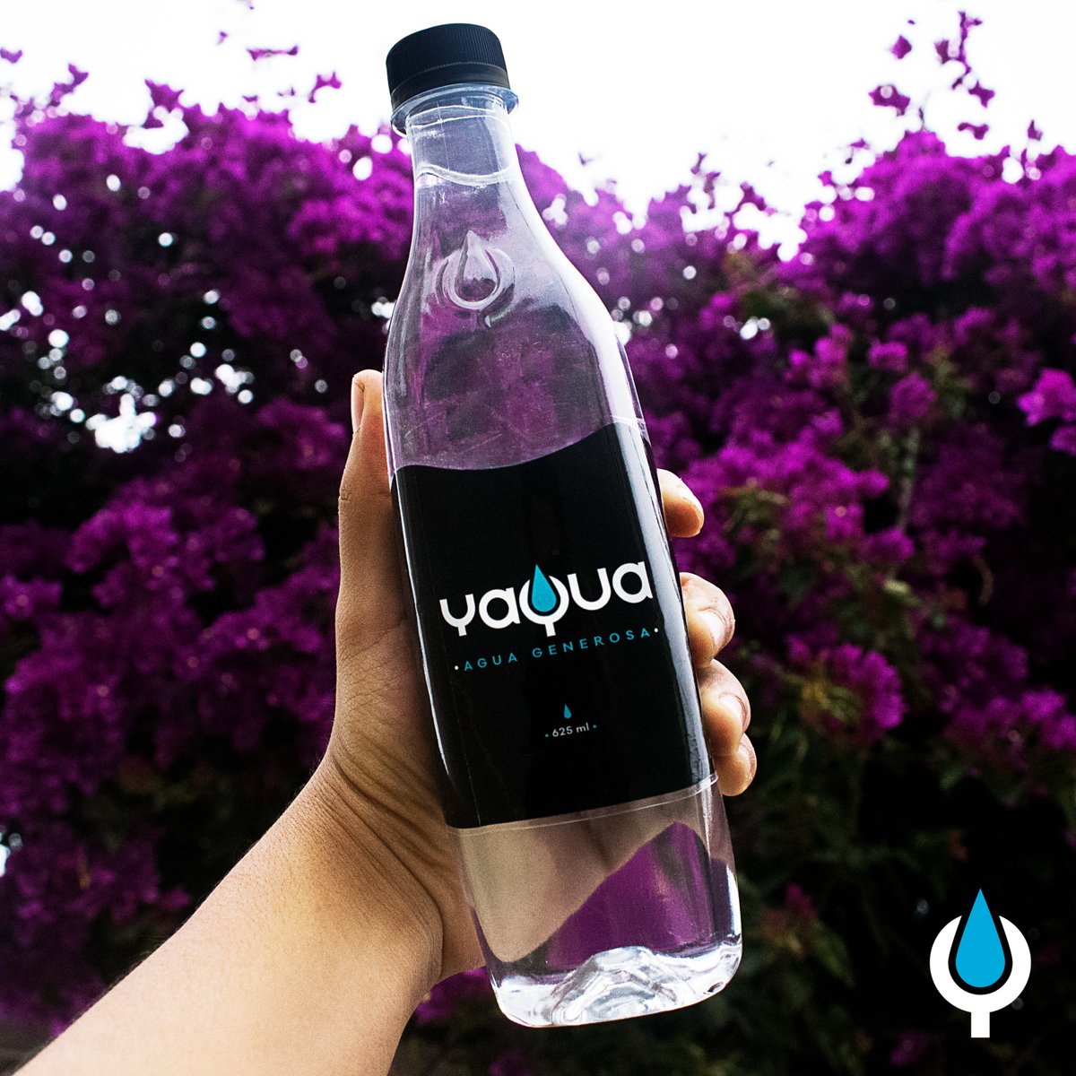 #SoyFelizCuando tengo en mis manos el poder de ayudar. 😎
#YoElijoYaqua #MovimientoGeneroso #Yaqua
