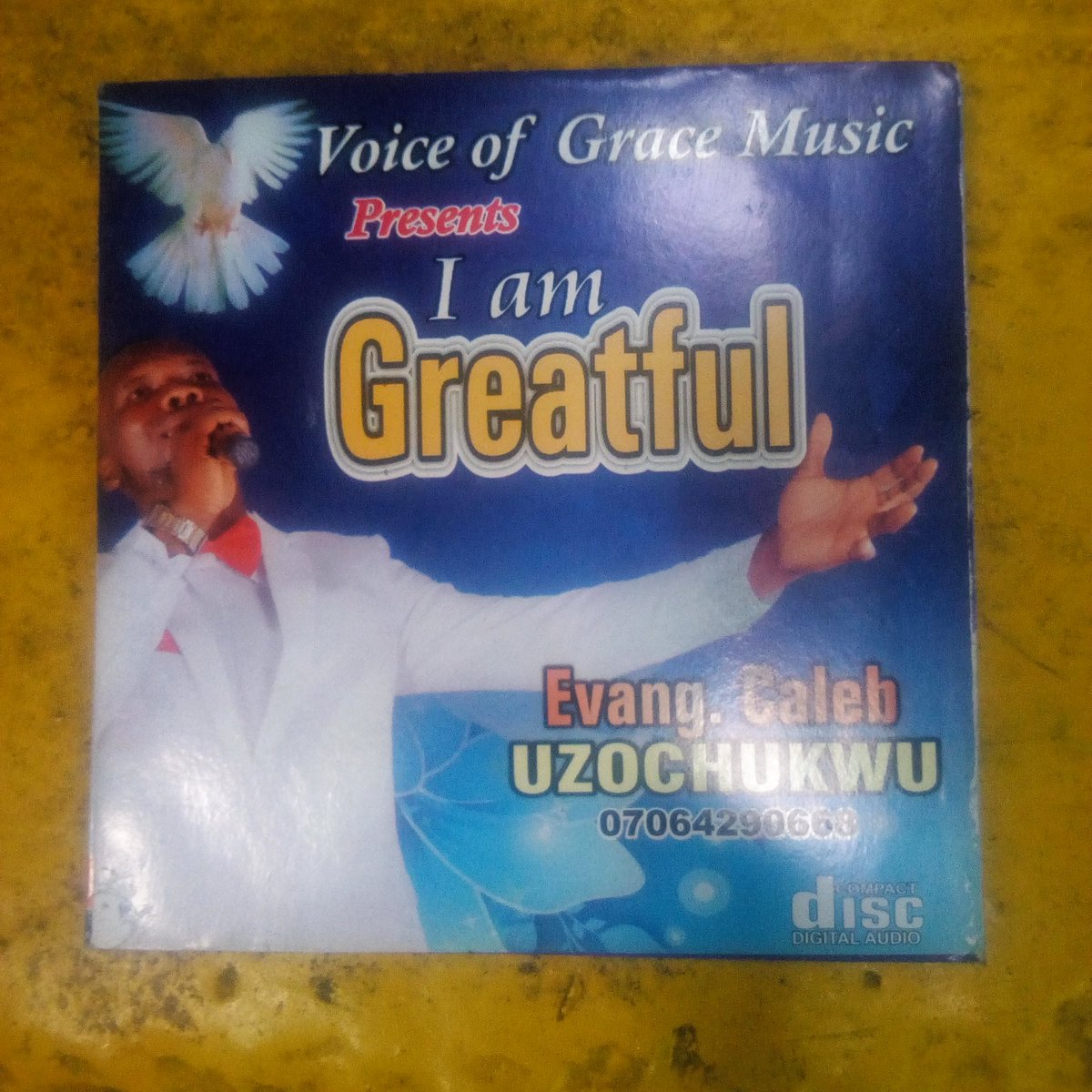 Officialcaleb7's tweet photo. Evang. Caleb Uzochukwu musician/Band worshipper Artist.For Events Like church/P welding,birthday,Booking:08097769272 https://t.co/RuU19yq8fO