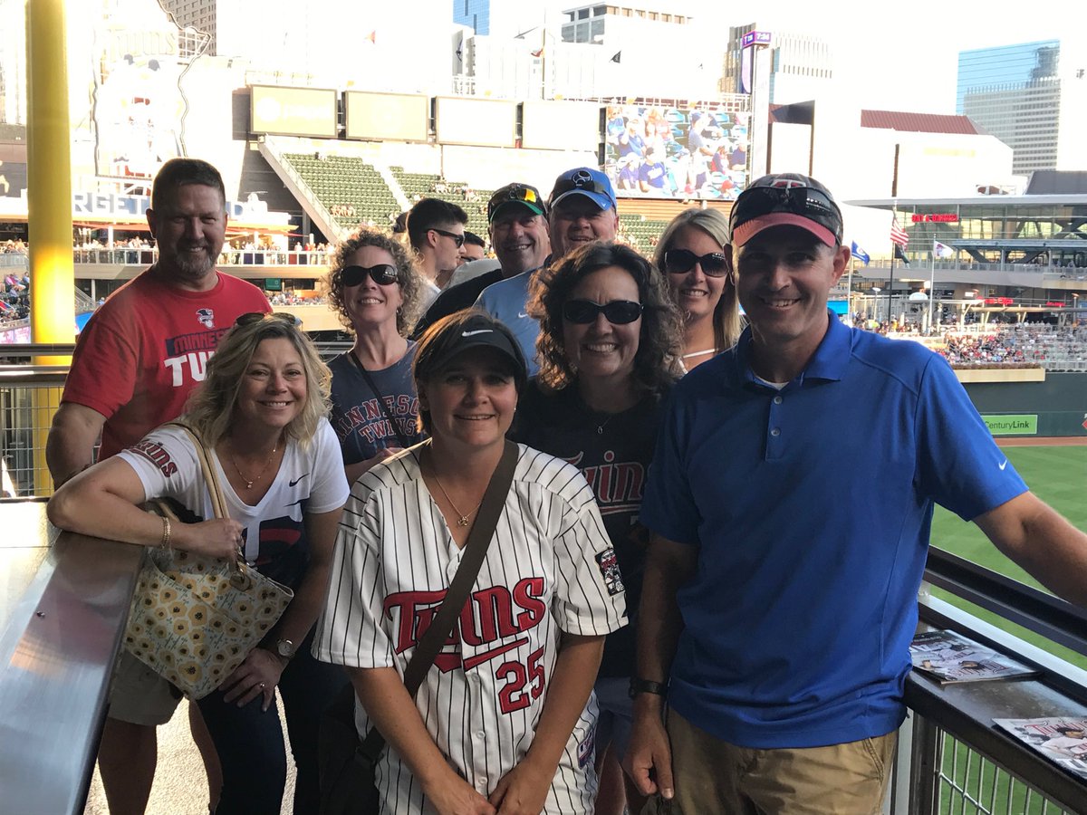 LFHighSchool's tweet photo. LF Represents #ThisIsMyCrew https://t.co/nPP16yvQtf