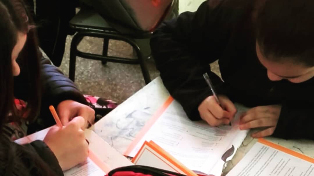 juniorensantafe's tweet photo. Hoy Carlos Fernández Sousa de #OPDEA, estuvo en la Escuela Estanislao Zeballos con el programa #EmpresariosALaEscuela
Gracias por acompañarnos dando el programa #LasVentajasDePermanecerEnLaEscuela https://t.co/mkcxNq2cJj