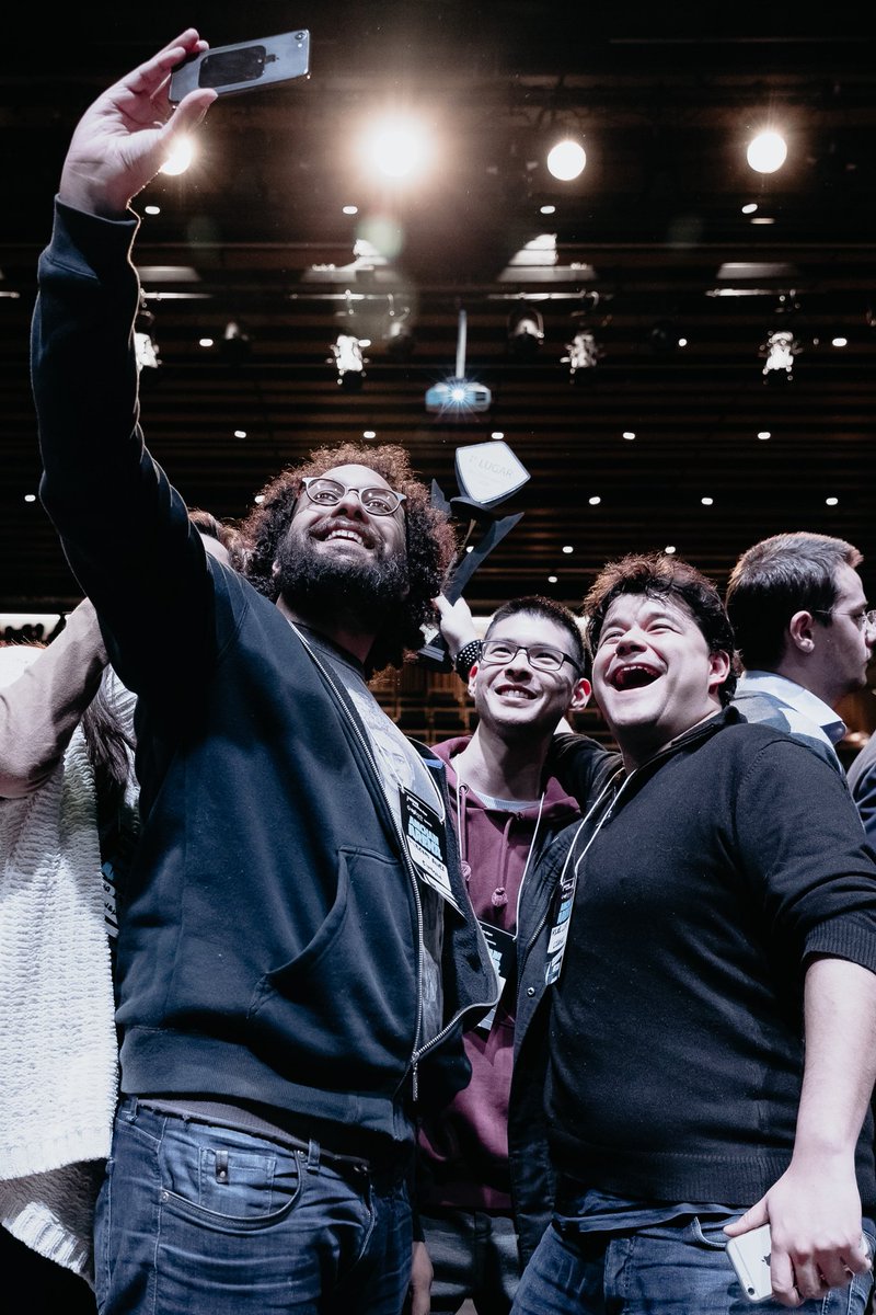 cinguloapp's tweet photo. O Cíngulo é o grande vencedor da Amcham Arena 2018! Entre mais de 80 startups, ganhamos o prêmio principal de startup destaque do Rio Grande do Sul. Agradecemos à @AmchamBR e a todos que torceram por nós!

Fotos: Giuliano Cecatto

#cinguloapp https://t.co/EuYTrVrGKs