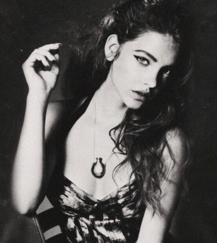 ⅋ 𝑽𝒐𝒍𝒖𝒑𝒕𝒖𝒆𝒖𝒔𝒆, 𝑮𝑹𝑳.