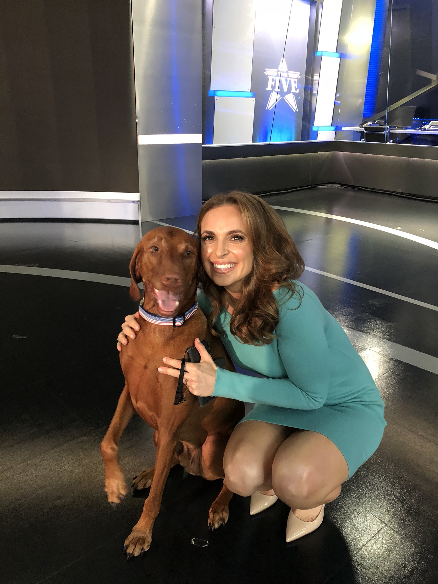 Jedediah Bila on Twitter: "I asked Jasper for a pic and he agreed! 😉😍…